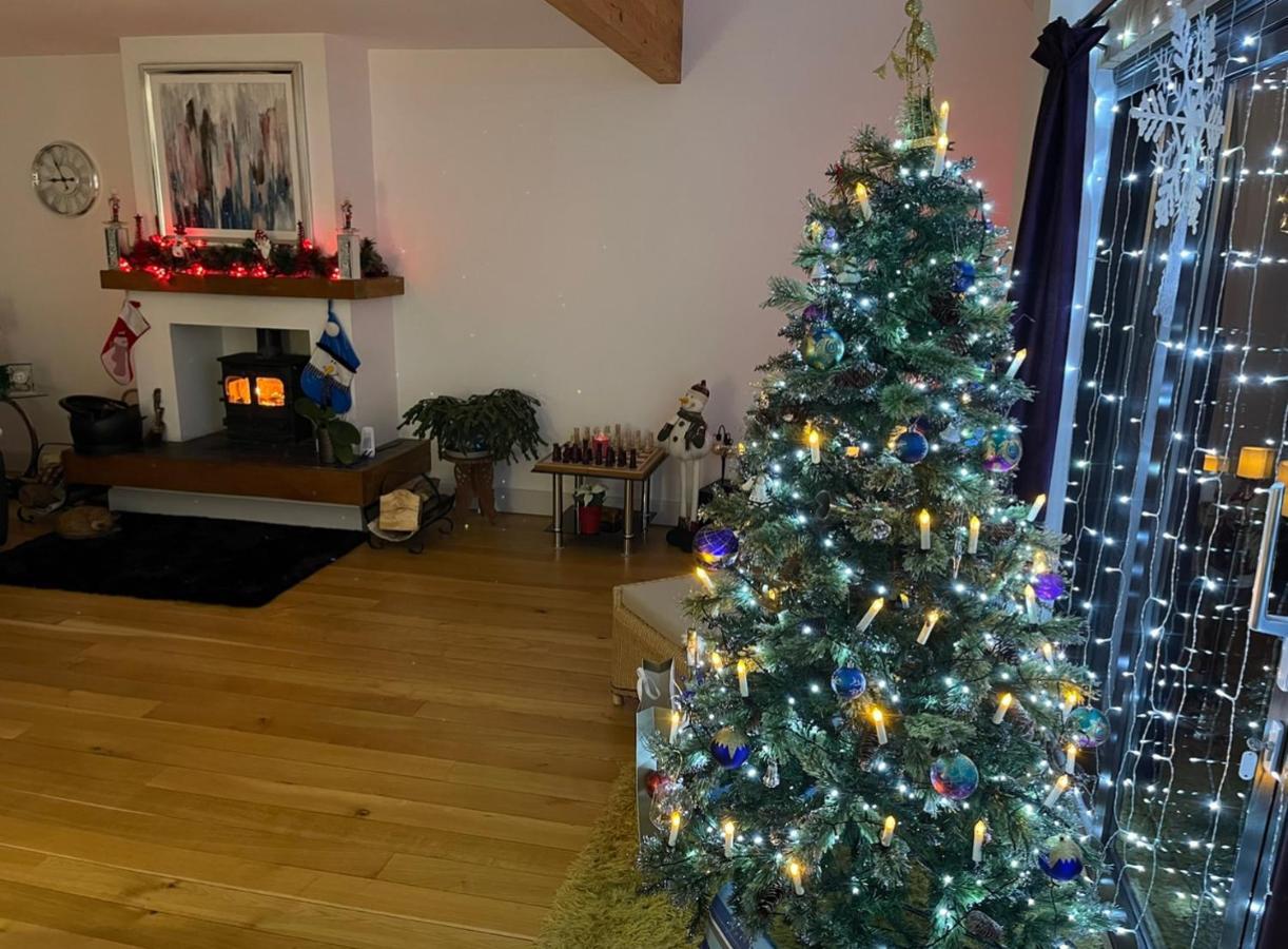 Lindas Retreats Self Catering Accommodation 1 Bedroom Cottage Or 3 Bedroom House Tomintoul Exterior foto