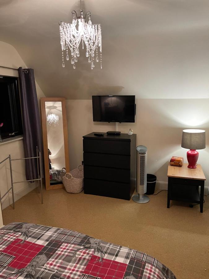 Lindas Retreats Self Catering Accommodation 1 Bedroom Cottage Or 3 Bedroom House Tomintoul Exterior foto